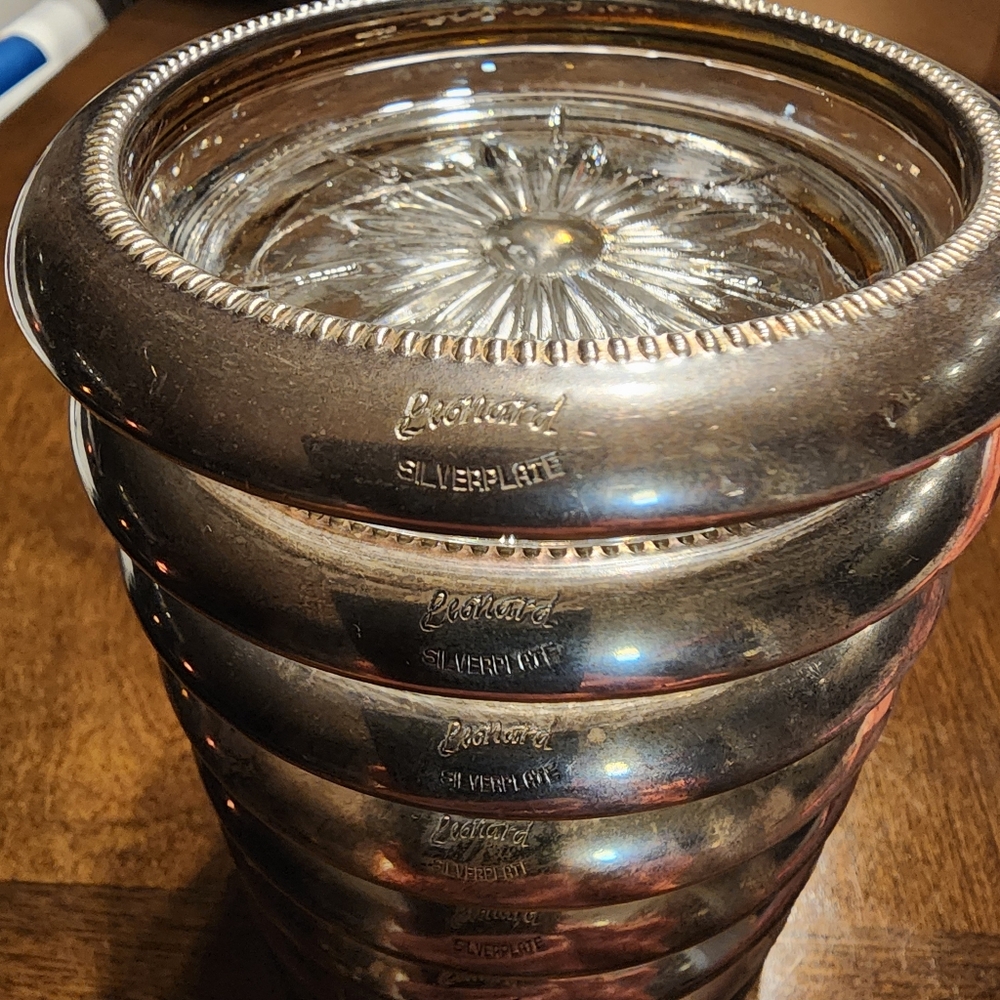 Leonard Vintage 1950s Crystal SilverPlated Starburst Coasters - Set of 8 - Picture 3 of 3